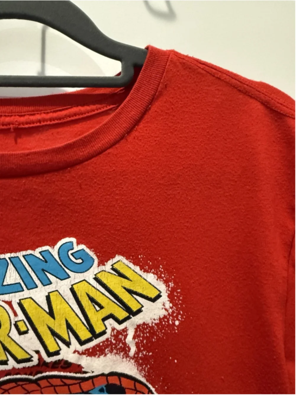 Marvel Men's Red Cotton Spider-Man Graphic Crew Neck Short Sleeve T-Shirt M